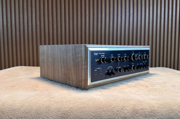 SANSUI AU-8500 INTEGRATED AMPLIFIER