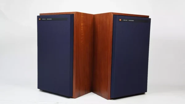 S-l1600 (5)