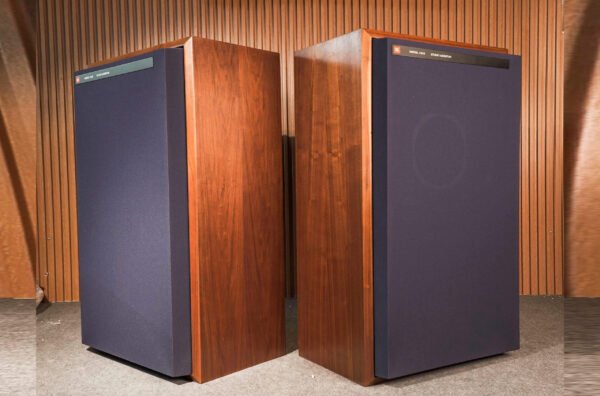 EXCELLENT JBL 4343 SPEAKERS