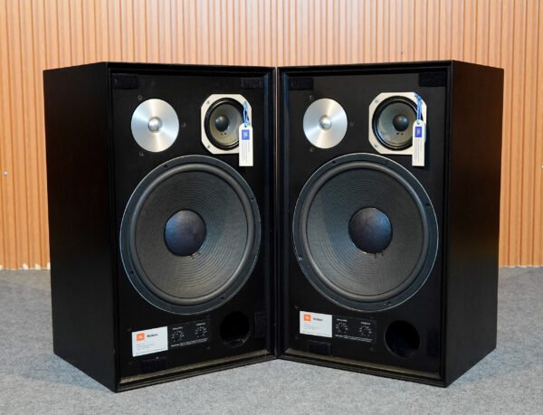 JBL L166 HORIZON SPEAKERS