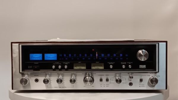 EXCELLENT SANSUI 7070 STEREO RECEIVER