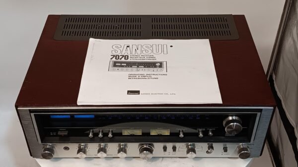 EXCELLENT SANSUI 7070 STEREO RECEIVER